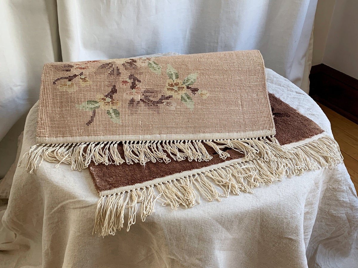 Chinese Silk Rug, Accent Wall Hanging Tapestry, 1960s, Vintage Art